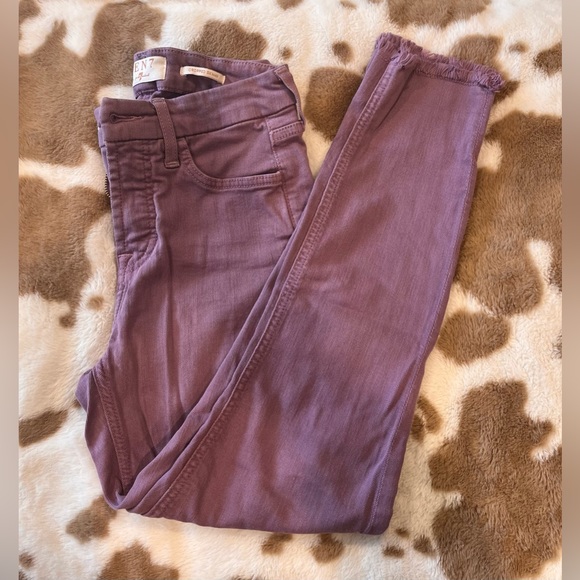 7 for all Mankind cropped, skinny and ankle frayed jeans - Picture 3 of 4